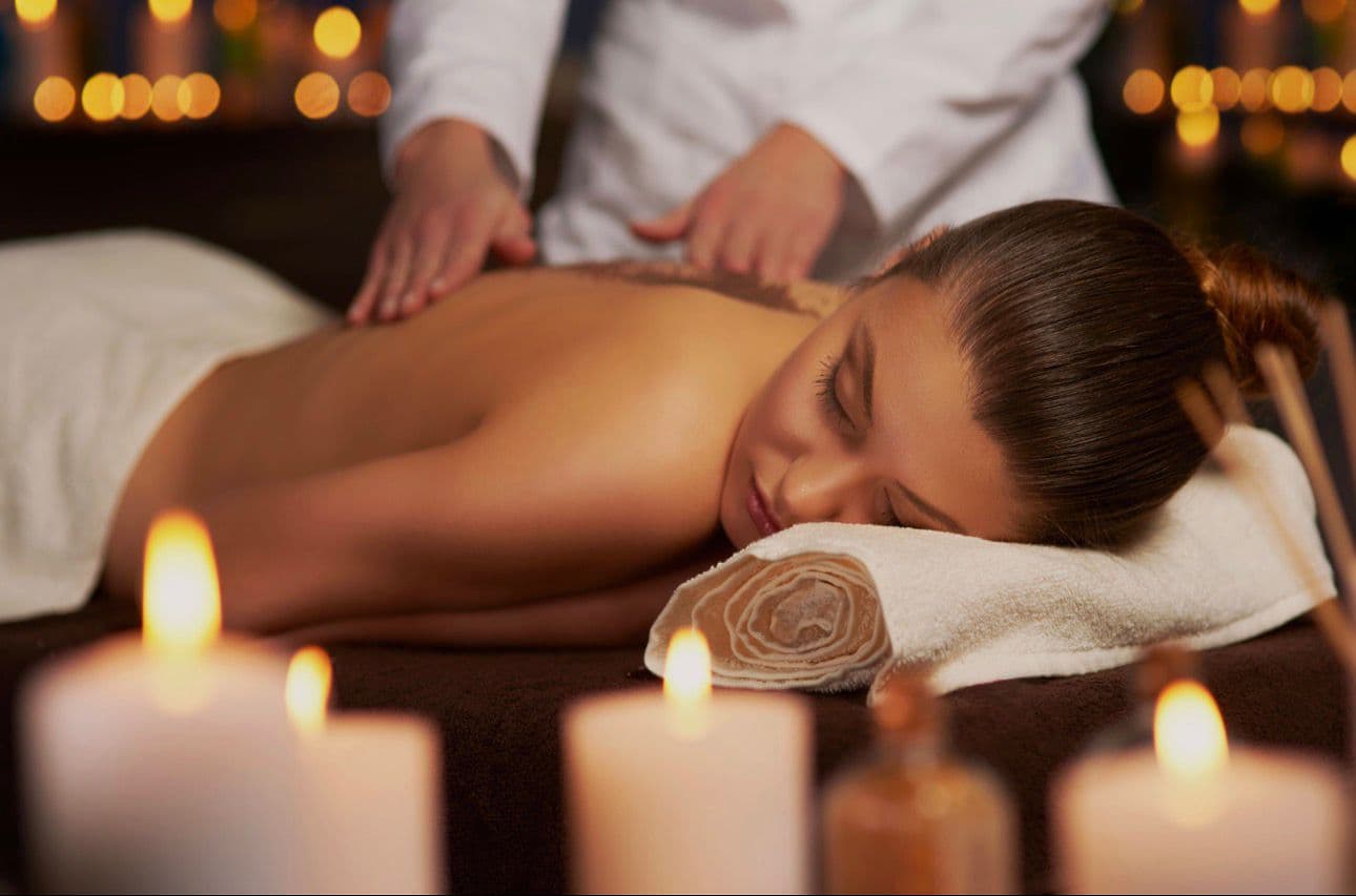 Massaggio Ayurvedico2