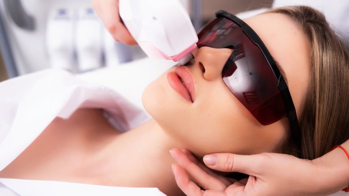 Laser Donna Viso